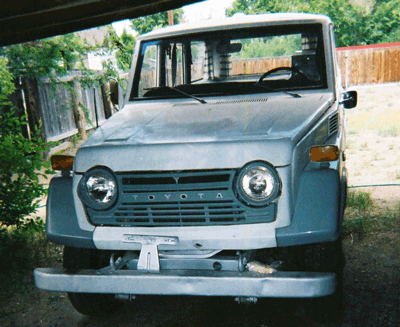 Vehicle Image: Picture of a 72 FJ55