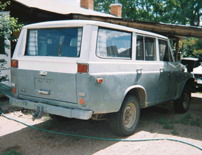 Vehicle Image: Rear view image of a 72 FJ55