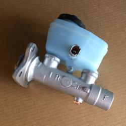 AISIN Brake Master Cylinder, 1\" Big Bore 93-94 FZJ80 W/O ABS 2