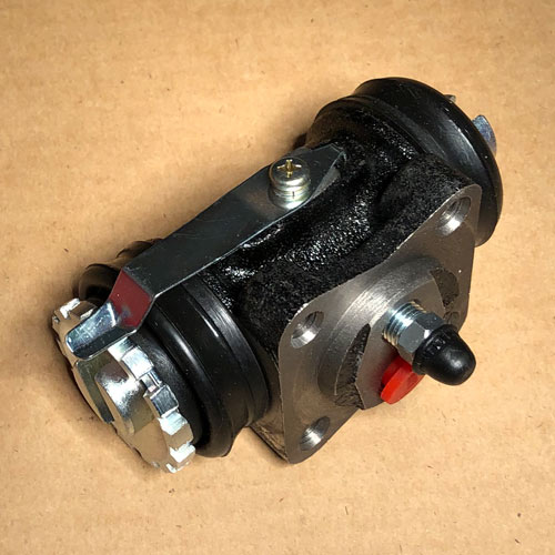 47570-69045, 47570-69075 Wheel Cylinder, Rear, Left Front, 72-80 FJ55