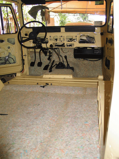 84 / 1984 Toyota Land Cruiser FJ40